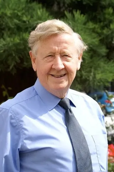 Bob Bowes
