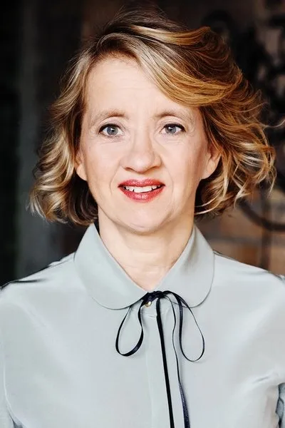 Julia Hirt