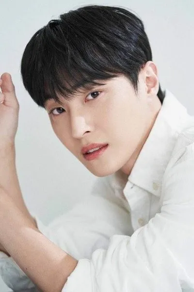 Seung-Bum Hong