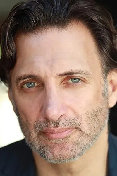 Christopher Sciueref