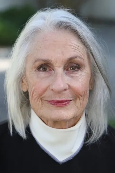 Leslee Emmett