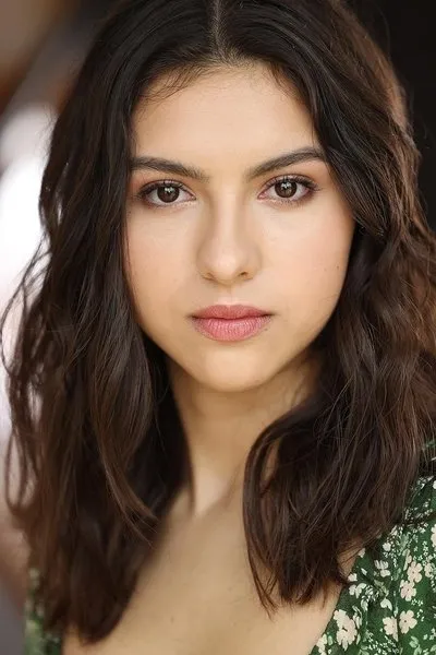 Nina Hosseinzadeh