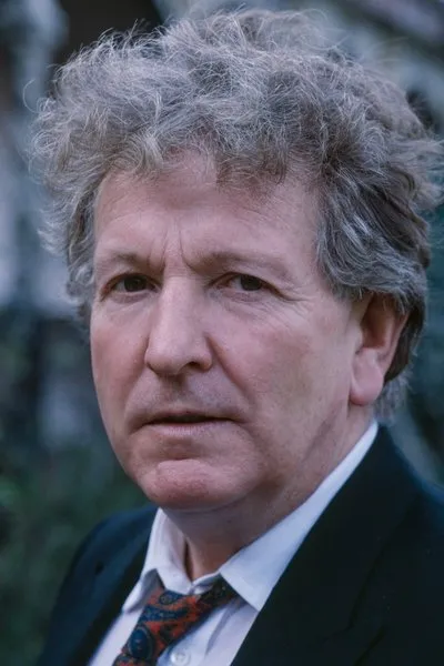 Cy Grant