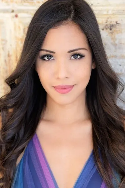 Katie Savoy