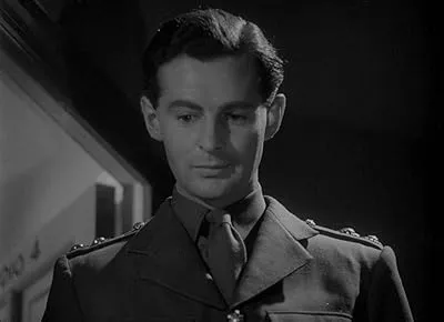 Derek Bond